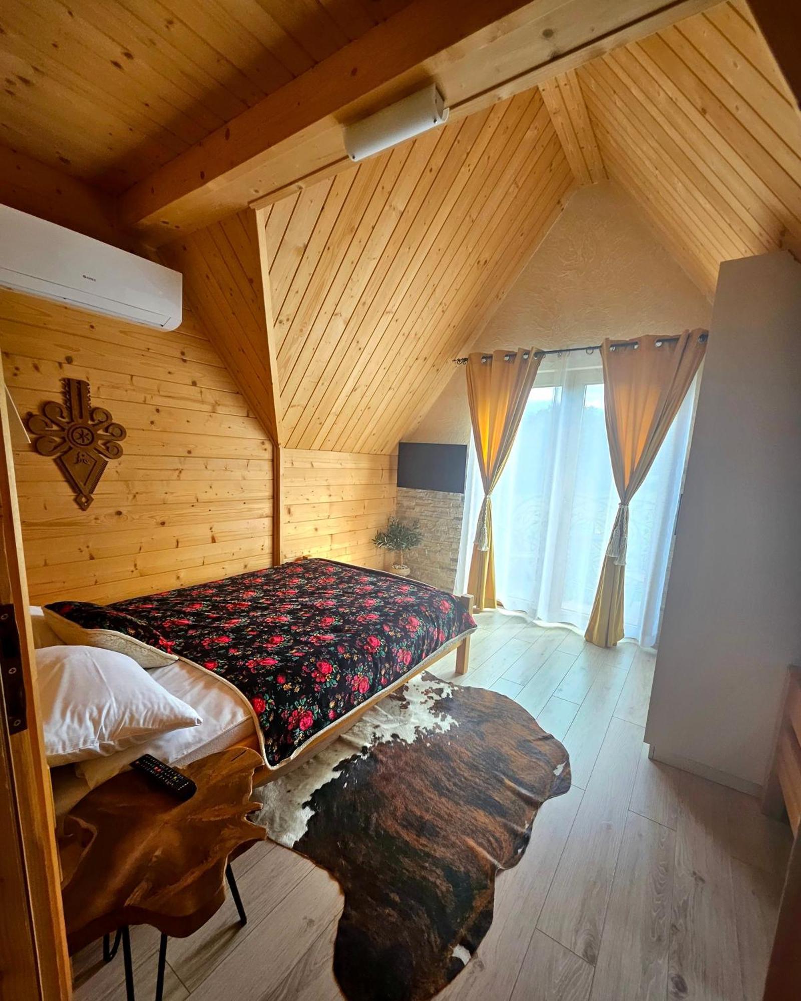 Goralska Chatka 2 Highland Cottage - Split Ac, Jacuzzi, Sauna, Private Parking, Mountains View, Garden, ซาโกปาเน ภายนอก รูปภาพ
