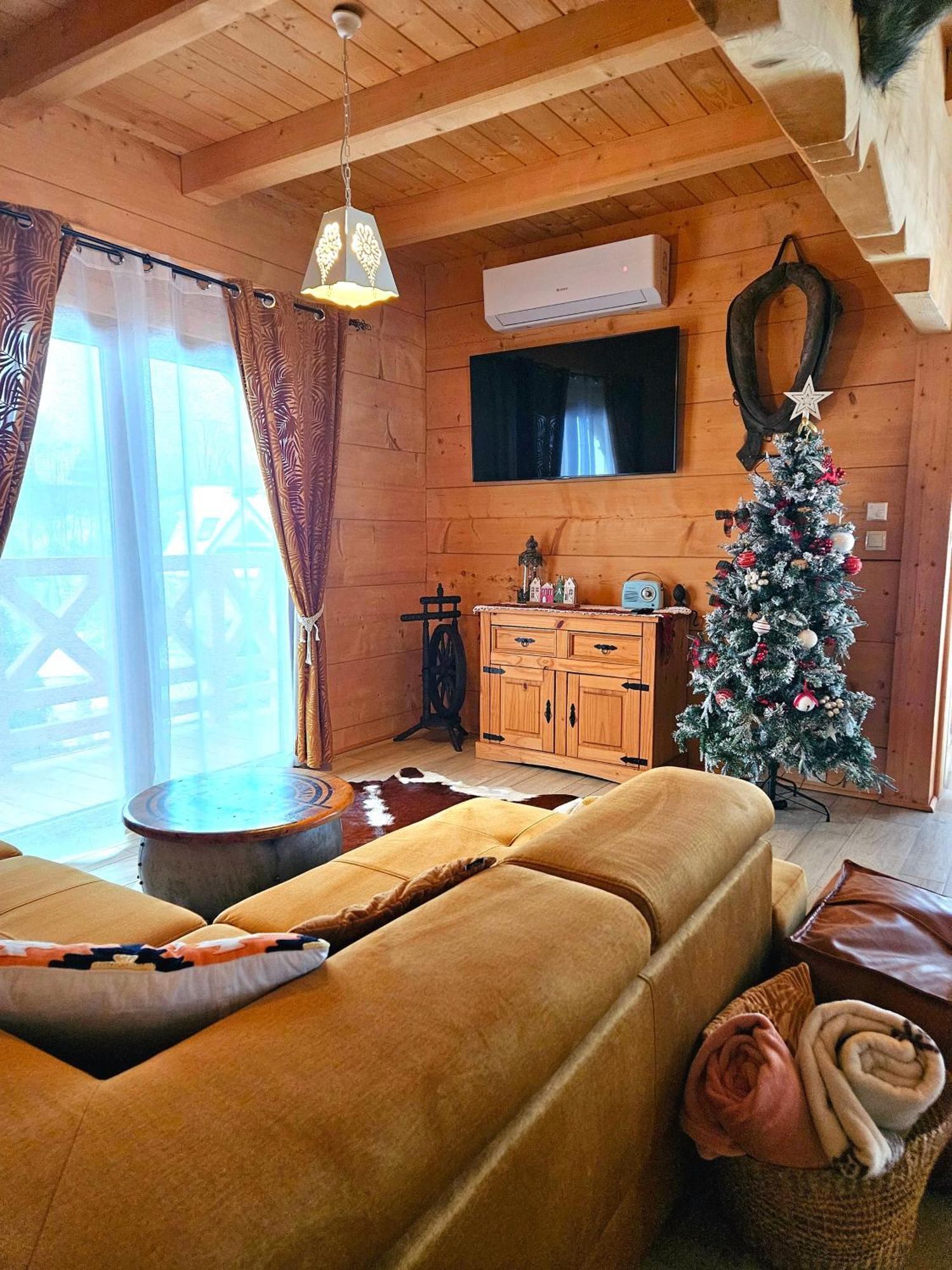 Goralska Chatka 2 Highland Cottage - Split Ac, Jacuzzi, Sauna, Private Parking, Mountains View, Garden, ซาโกปาเน ภายนอก รูปภาพ